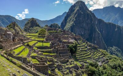 Descubre la magia de Machu Picchu en el corazón de Perú